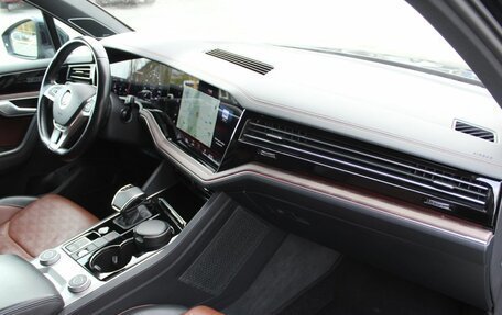Volkswagen Touareg III, 2020 год, 5 950 000 рублей, 31 фотография