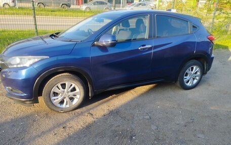 Honda Vezel, 2015 год, 1 440 000 рублей, 4 фотография