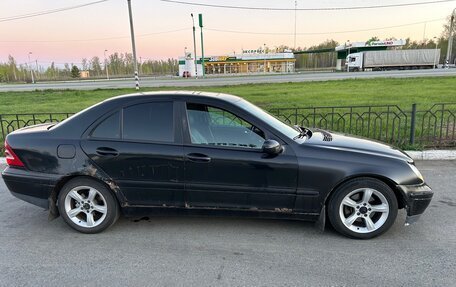 Mercedes-Benz C-Класс, 2001 год, 290 000 рублей, 3 фотография