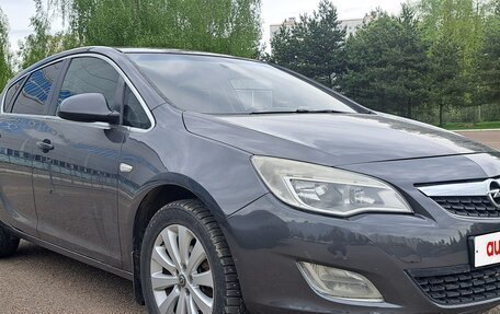 Opel Astra J, 2011 год, 695 000 рублей, 2 фотография