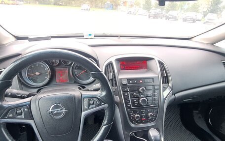 Opel Astra J, 2011 год, 695 000 рублей, 10 фотография