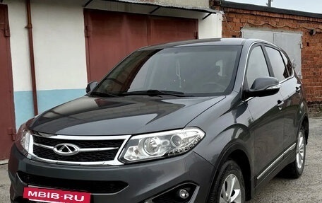 Chery Tiggo 5 I рестайлинг, 2015 год, 950 000 рублей, 8 фотография