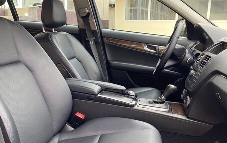 Mercedes-Benz C-Класс, 2008 год, 1 250 000 рублей, 14 фотография