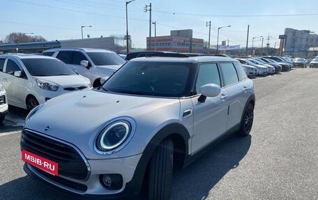 MINI Clubman, 2022 год, 1 820 000 рублей, 2 фотография