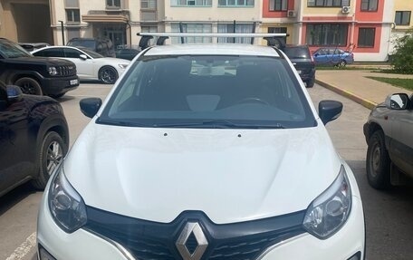 Renault Kaptur I рестайлинг, 2019 год, 1 400 000 рублей, 1 фотография