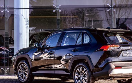 Toyota RAV4, 2022 год, 2 995 000 рублей, 9 фотография