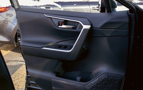 Toyota RAV4, 2022 год, 2 995 000 рублей, 12 фотография