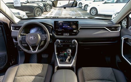 Toyota RAV4, 2022 год, 2 995 000 рублей, 16 фотография