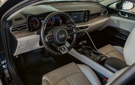 KIA K5, 2021 год, 2 435 000 рублей, 13 фотография