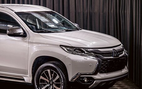 Mitsubishi Pajero Sport III рестайлинг, 2019 год, 2 875 000 рублей, 9 фотография