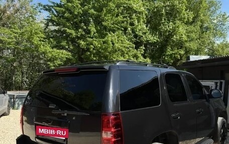 Chevrolet Tahoe III, 2008 год, 2 100 000 рублей, 2 фотография