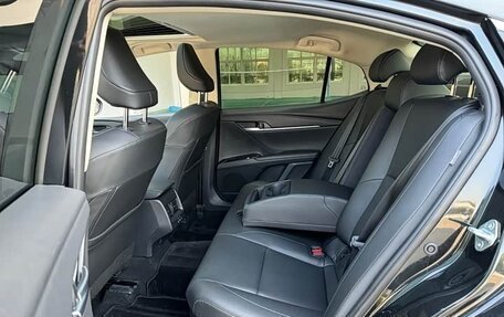 Toyota Camry, 2024 год, 3 450 000 рублей, 6 фотография