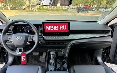 Toyota Camry, 2024 год, 3 450 000 рублей, 8 фотография