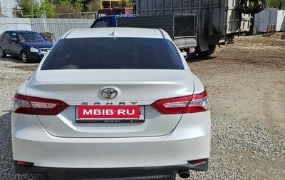 Toyota Camry, 2019 год, 2 700 000 рублей, 1 фотография