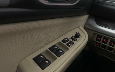 Subaru Outback IV рестайлинг, 2017 год, 2 100 000 рублей, 24 фотография