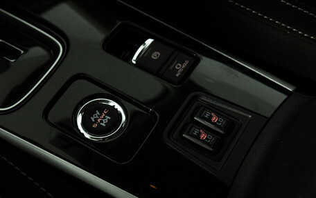 Mitsubishi Outlander III рестайлинг 3, 2020 год, 2 649 700 рублей, 15 фотография