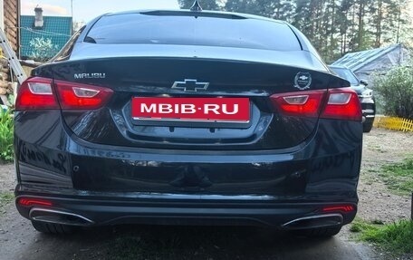 Chevrolet Malibu IX, 2017 год, 1 250 000 рублей, 3 фотография