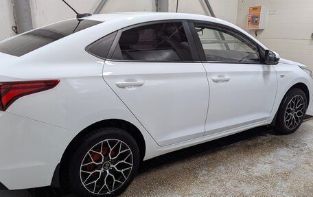Hyundai Solaris II рестайлинг, 2018 год, 1 360 000 рублей, 8 фотография