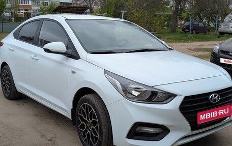 Hyundai Solaris II рестайлинг, 2018 год, 1 360 000 рублей, 5 фотография