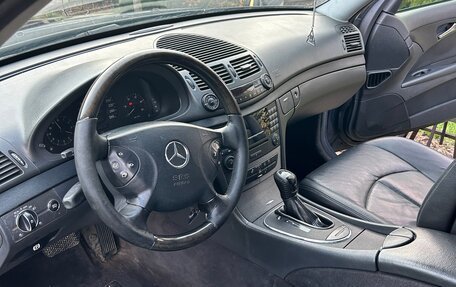 Mercedes-Benz E-Класс, 2004 год, 749 999 рублей, 10 фотография