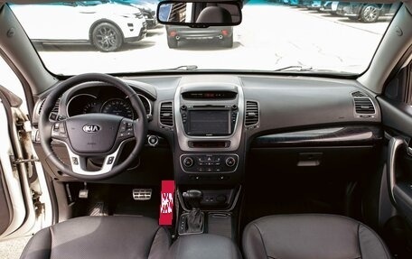 KIA Sorento II рестайлинг, 2013 год, 1 555 000 рублей, 16 фотография