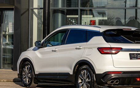 Geely Coolray I, 2022 год, 1 635 000 рублей, 8 фотография