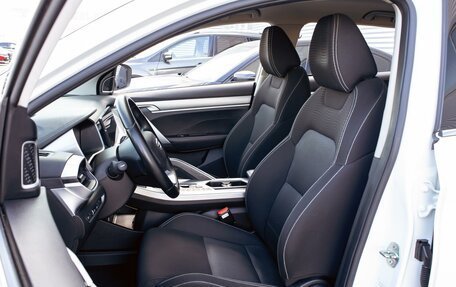Geely Coolray I, 2022 год, 1 635 000 рублей, 11 фотография