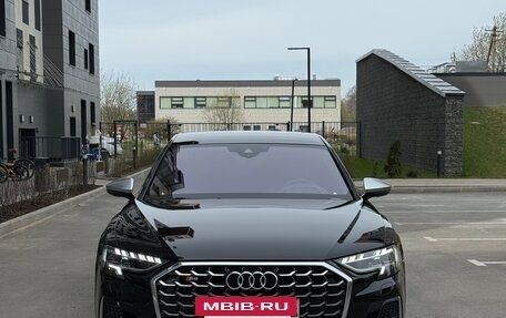 Audi S8, 2023 год, 15 000 000 рублей, 3 фотография