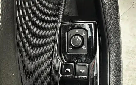 Skoda Octavia IV, 2023 год, 2 250 013 рублей, 12 фотография