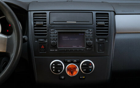 Nissan Tiida, 2010 год, 675 000 рублей, 10 фотография