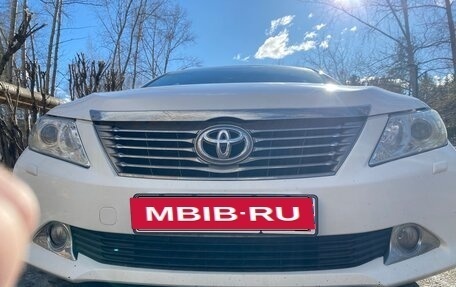 Toyota Camry, 2014 год, 2 100 000 рублей, 2 фотография
