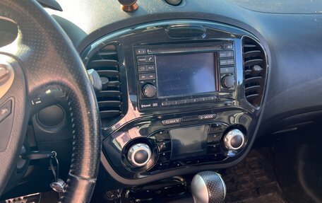 Nissan Juke II, 2011 год, 900 000 рублей, 11 фотография