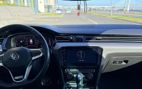 Volkswagen Passat B8 рестайлинг, 2019 год, 3 800 000 рублей, 8 фотография