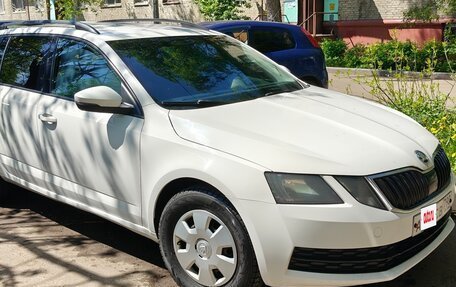 Skoda Octavia, 2019 год, 1 300 000 рублей, 4 фотография
