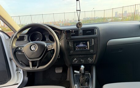 Volkswagen Jetta VI, 2016 год, 1 050 000 рублей, 12 фотография