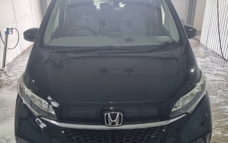 Honda Freed II, 2019 год, 1 620 000 рублей, 10 фотография