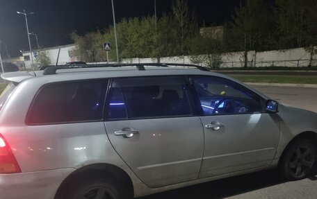 Toyota Corolla, 2002 год, 750 000 рублей, 4 фотография