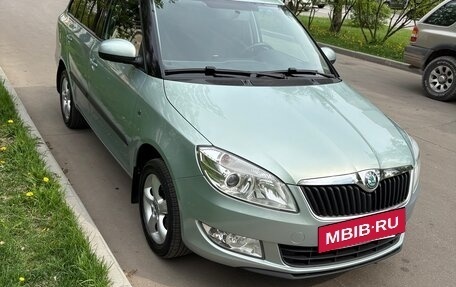 Skoda Fabia II, 2012 год, 890 000 рублей, 2 фотография