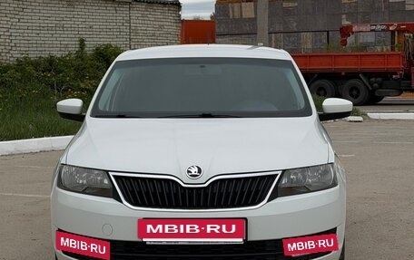 Skoda Rapid I, 2014 год, 975 000 рублей, 2 фотография