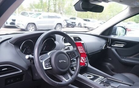 Jaguar F-Pace, 2019 год, 3 450 000 рублей, 11 фотография