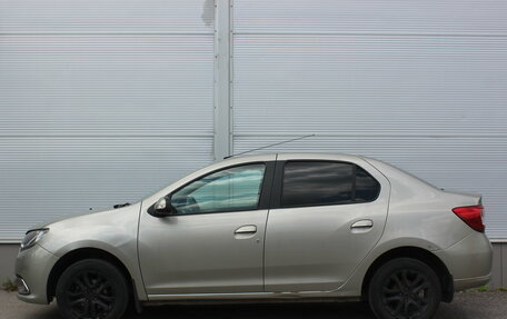 Renault Logan II, 2017 год, 687 000 рублей, 6 фотография