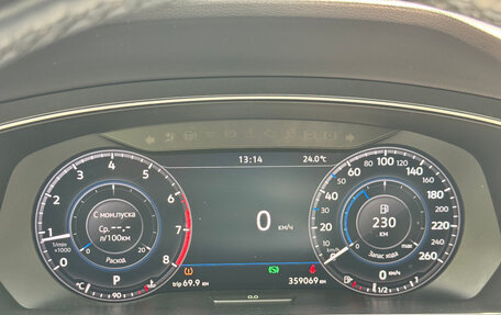 Volkswagen Tiguan II, 2018 год, 2 200 000 рублей, 6 фотография