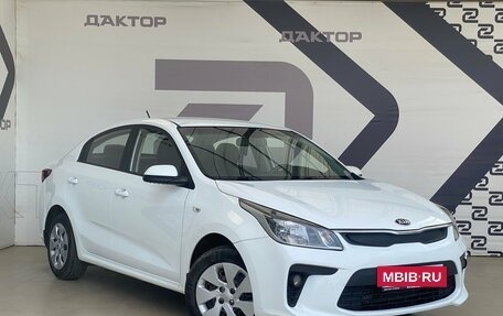 KIA Rio IV, 2017 год, 877 000 рублей, 3 фотография