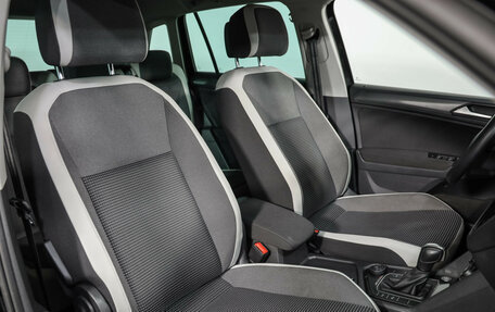 Volkswagen Tiguan II, 2019 год, 2 499 000 рублей, 22 фотография