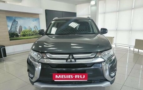 Mitsubishi Outlander III рестайлинг 3, 2016 год, 1 690 000 рублей, 2 фотография