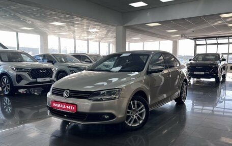 Volkswagen Jetta VI, 2013 год, 745 000 рублей, 1 фотография