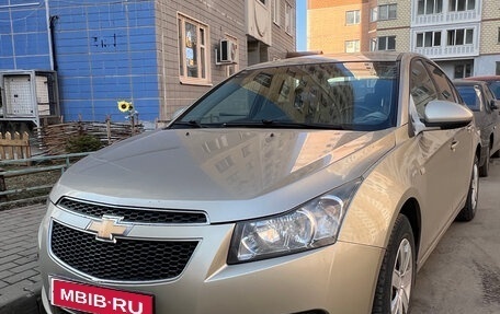 Chevrolet Cruze II, 2011 год, 650 000 рублей, 1 фотография