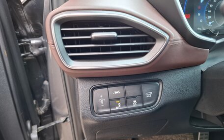 Hyundai Santa Fe IV, 2019 год, 3 100 000 рублей, 16 фотография