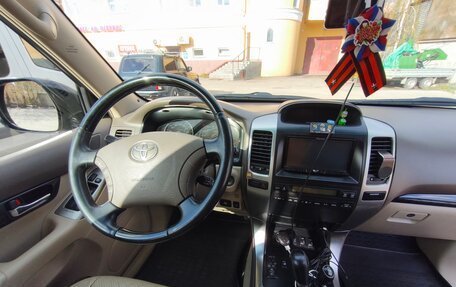 Toyota Land Cruiser Prado 120 рестайлинг, 2008 год, 2 125 000 рублей, 9 фотография