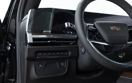 Cadillac Escalade V, 2025 год, 21 990 000 рублей, 14 фотография